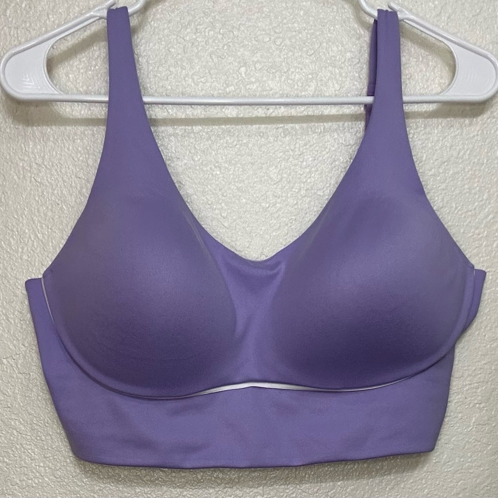 VICTORIA’S SECRET SPORTS BRA